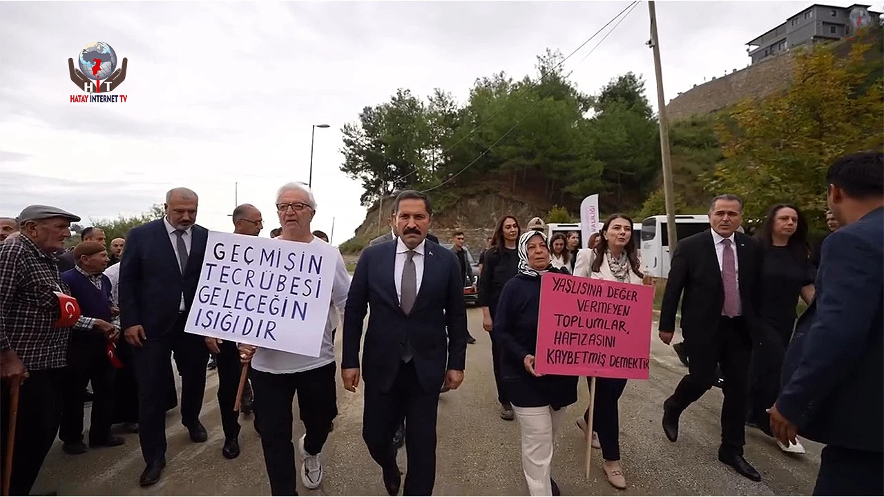 Vali Masatlı, Yaşlılar Günü programında büyüklerle bir araya geldi