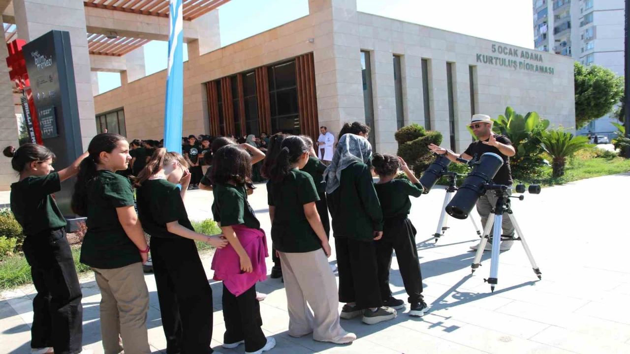 Yüreğirde Dünya Uzay Haftasına özel güneş gözlemi
