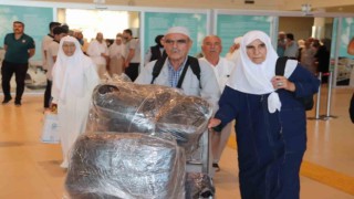 Adıyamanın hacı kafilesi geri döndü