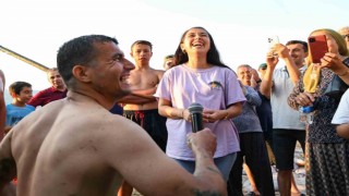 Antalyada takı töreni gibi Kabotaj Bayramı