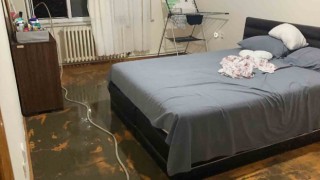 Burdurda yağış bir anda geldi, 34 evi su bastı