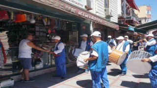 Davul- zurna ekibinden esnafa Kırkpınar daveti