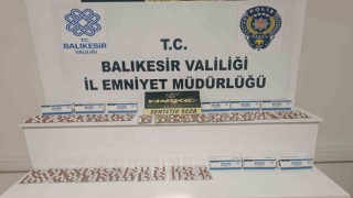 Durdurulan araçta 522 adet sentetik ecza ele geçirildi