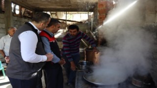 Erzurumda dutun pekmeze yolculuğu sürüyor