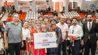 Halk oyunları tutkunları Aydında buluştu