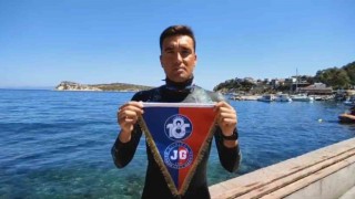 Jandarma Üsteğmen Öztürk, Karaburundan Foçaya yüzdü