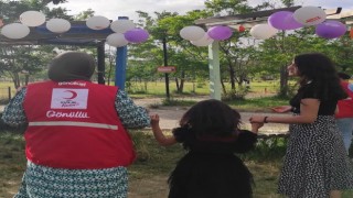 Kızılay Ağrıdan çocuklara sürpriz doğum günü kutlaması