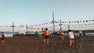 Köyceğizde Plaj Hentbol Turnuvası gösteri maçı ile başladı