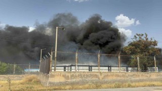 Malatyada korkutan konteyner yangını