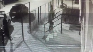 Markalı 5 çift ayakkabı çaldılar