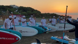 Mersinde ayakta kürek sörfü etkinliği düzenlendi