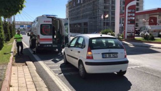 Otomobilin çarptığı yaya yaralandı