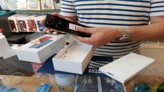 Satışların azalması ve zincir mağazalardaki indirimler telefon fiyatlarını düşürdü