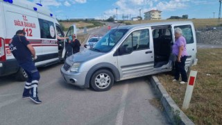 Sinopta trafik kazası: 2 yaralı