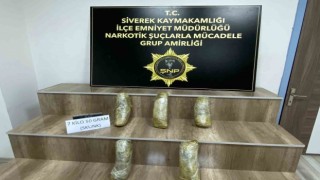 Siverekte araçta 7 kilo 50 gram skunk uyuşturucu ele geçirildi