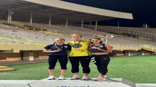 Türkiye Şampiyonasına Karslı atletler damga vurdu