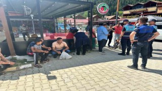 Uzungölde dilencilere zabıta ekiplerinden operasyon