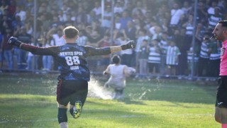 30 Ağustos Fındıkpınarı Zafer Kupasını Menteş Spor kazandı