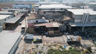 Adanada küle dönen 6 iş yeri havadan görüntülendi