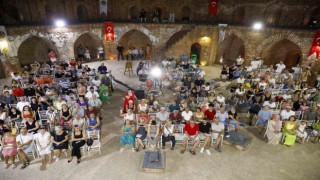 Alanyada tarihi Kızılkule müzikle renklendi