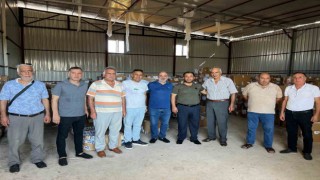 Antalyada ihtiyaç sahibi ailelere 100 bin parça giysi dağıtıldı