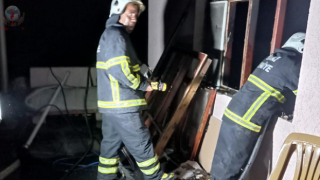 Arsuz’da yanan evde hasar oluştu