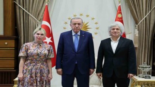 AÜ Rektörü Prof.Dr. Özlenen Özkan yeniden rektör olarak atandı