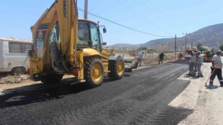 Büyükşehir asfalt onarım çalışması yapıyor