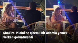 Gizemli bir adamla yemek yerken görüntülendi