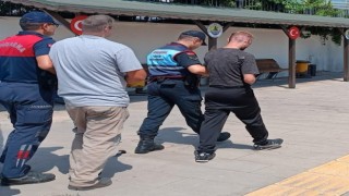 Mersinde 20 ve 13 yıl hapis cezasıyla aranan 2 şahıs yakalandı