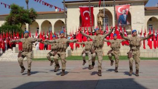 Mersinde 30 Ağustos Zafer Bayramı çoşkuyla kutlandı