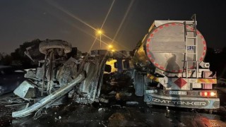 Mersinde tırla tanker çarpıştı: 1 ölü, 1 yaralı