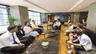 Seçer, Ukraynanın bağımsızlık gününü kutladı