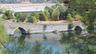 Tarihi Ceyhan Taş Köprü 2025 yılında tekrardan turizme kazandırılacak