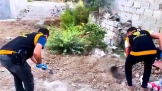 Toprağın altından cephanelik çıktı