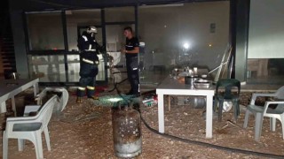 Yapı Markette çıkan yangın atölyeye ulaşmadan söndürüldü