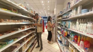 Adanada alışveriş merkezlerinde gıda denetimi yapıldı