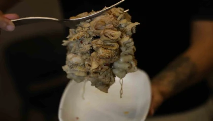 Adanada hastalar da sakatattan vazgeçmiyor