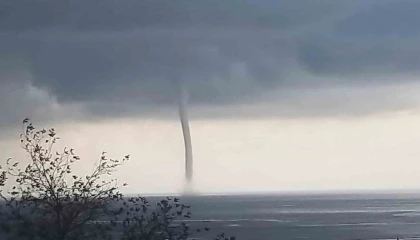 Akdenizde aynı anda 6 hortum oluştu