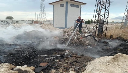 Antakyada çöplük yangını