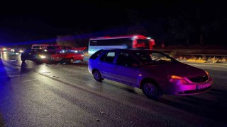 Antalyada 3 araçlı zincirlemeli kaza: 1 yaralı