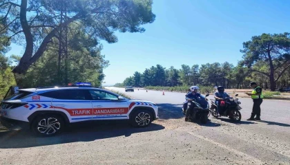 Antalyada kurallara uymayan motosiklet sürücülerine ceza yağdı