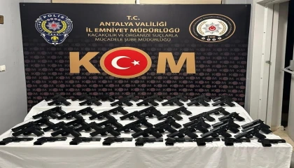 Antalyada silah kaçakçılığı operasyonu: 2 tutuklama