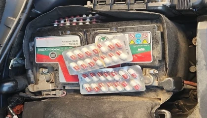 Araç ateş edilerek durduruldu, yakalanan 2 şüpheli tutuklandı