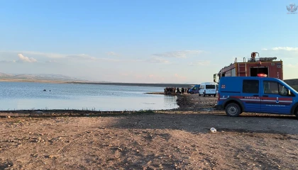 Barajda suyun içinde kaybolan 5 kişiden 4'ünün cansız bedenine ulaşıldı