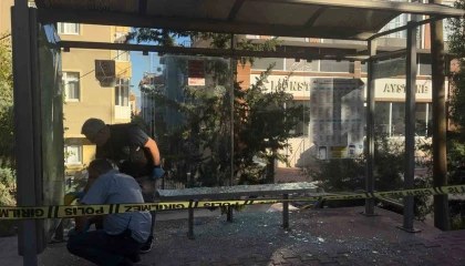 Burdurda durakta bekleyen kadını av tüfeğiyle vuran zanlı tutuklandı