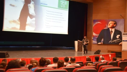 Ceyhanda belediye personeline ‘Madde Bağımlılığı Farkındalık Semineri