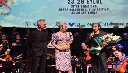 Demet Akbağ ve Uğur Polata Uluslararası Adana Altın Koza Film Festivalinde “Onur Ödülü”