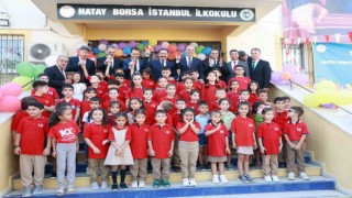 Depremin yaralarının sarıldığı Hatayda 400 bin öğrenci için ders zili çaldı