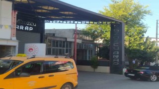 Egzozcuda eski çalışan dehşeti: 17 yaşındaki genci sırtından bıçaklayıp öldürdü